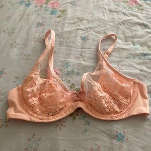 Victoria’s Secret very sexy Demi Bra 34B